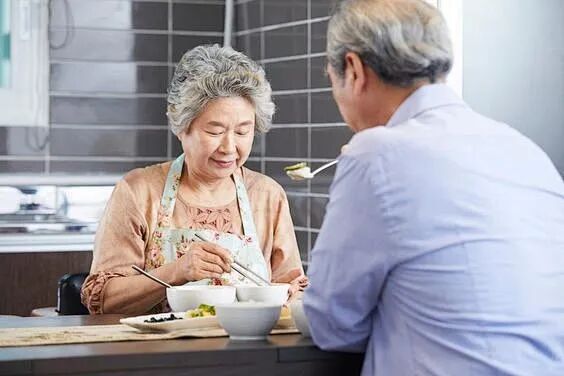 從“易食”到“精準”，銀發(fā)健康食品創(chuàng)新趨勢